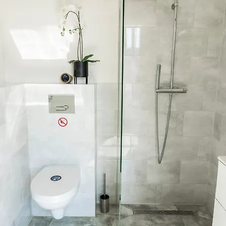 Modern With Ac Near Breda & Efteling *