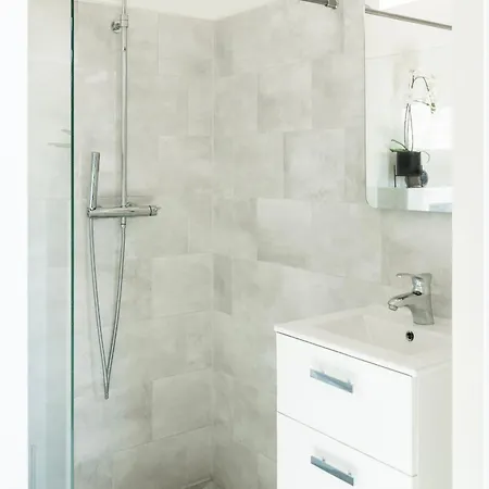 Modern With Ac Near Breda & Efteling Raamsdonksveer