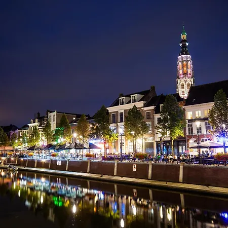 Spacious W Ac, Center アパート Raamsdonksveer